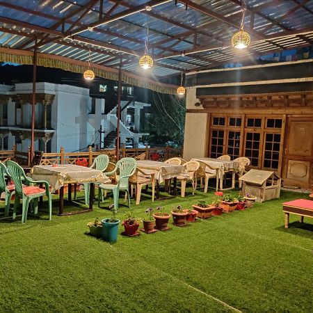 Youthok Guest House Лех Экстерьер фото