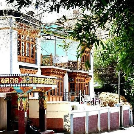 Youthok Guest House Лех Экстерьер фото