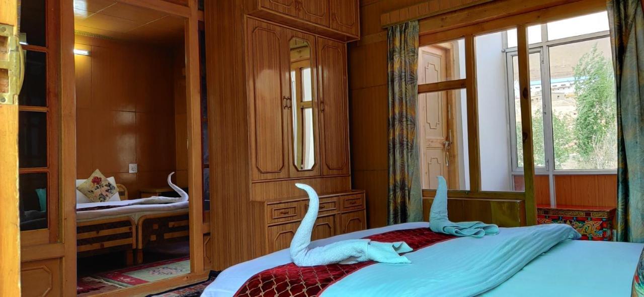 Youthok Guest House Лех Экстерьер фото
