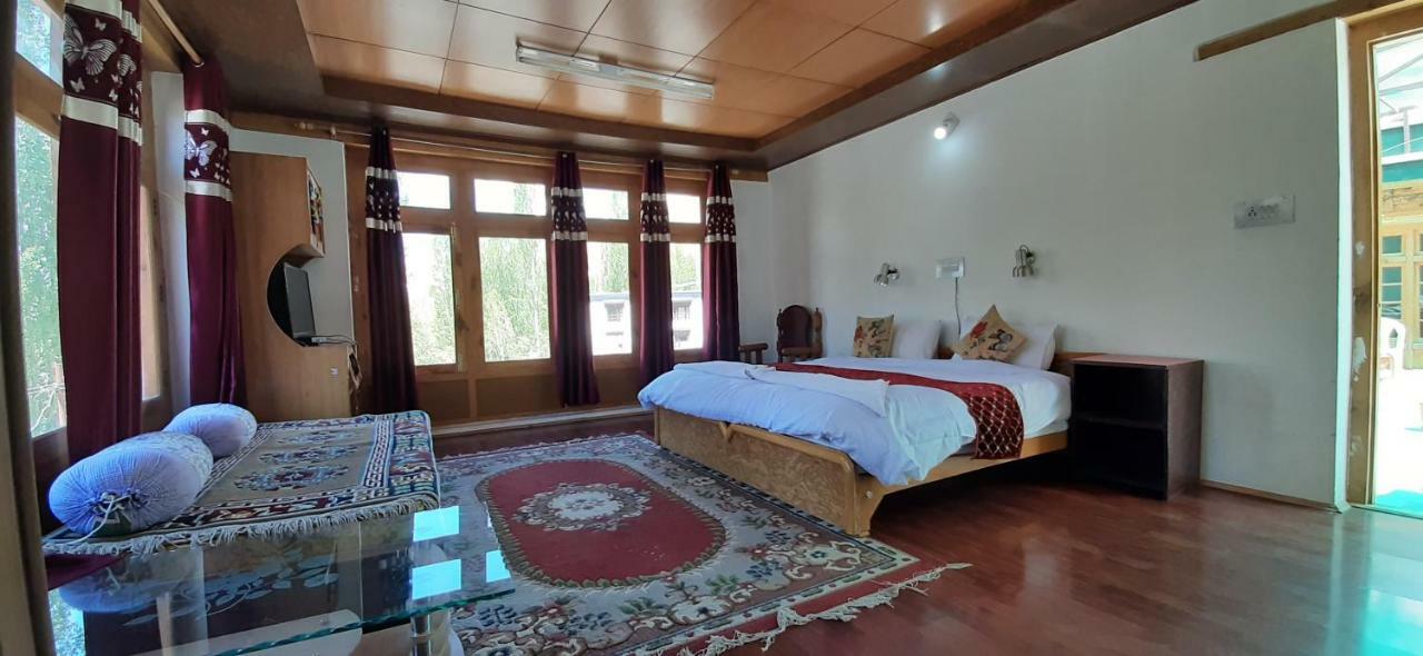 Youthok Guest House Лех Экстерьер фото